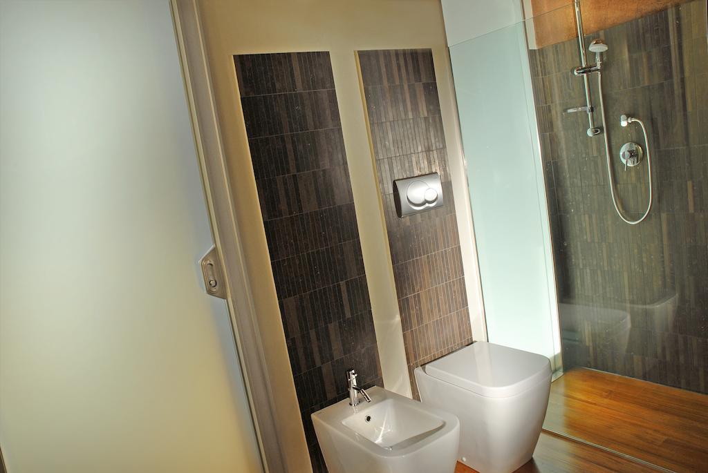 B&B Terres D'Aventure Suites Torino Eksteriør bilde