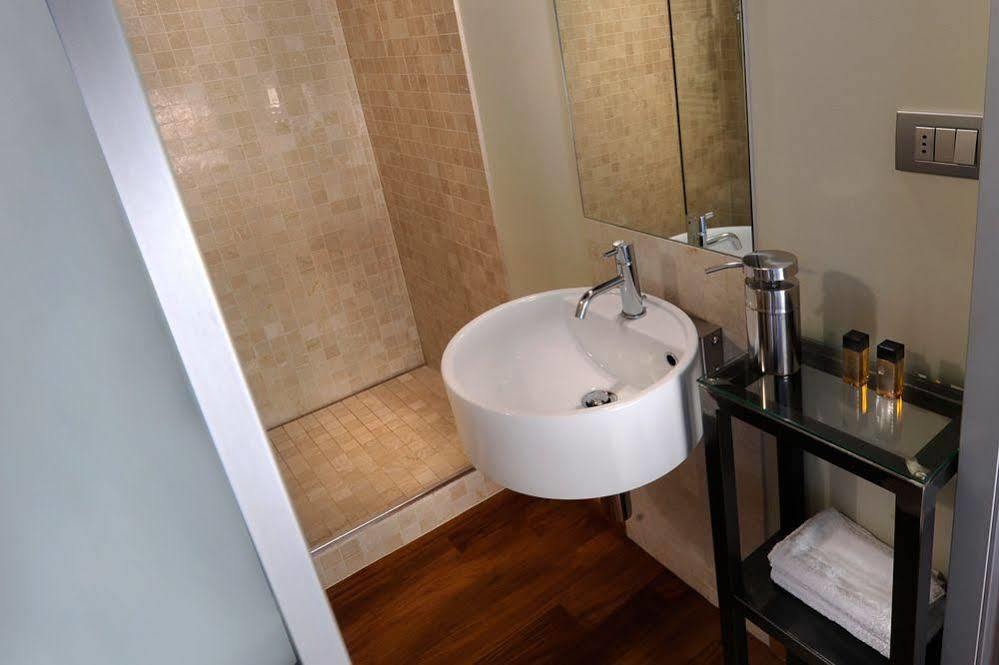 B&B Terres D'Aventure Suites Torino Eksteriør bilde
